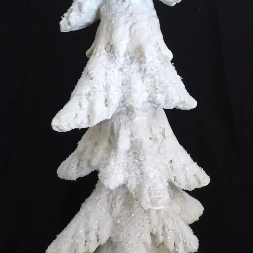 NEW 18” SNOW COVERED CHRISTMAS WINTER FOREST PINE TREE RESIN DECORATION - Picture 9 of 10